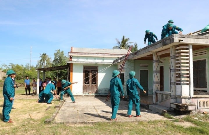 Diễn tập 'Hành động sớm dựa vào dự báo bão và ngập lụt' tại xã Bình Hải, huyện Thăng Bình, tỉnh Quảng Nam. Ảnh: Cục QĐĐ-PCTT.