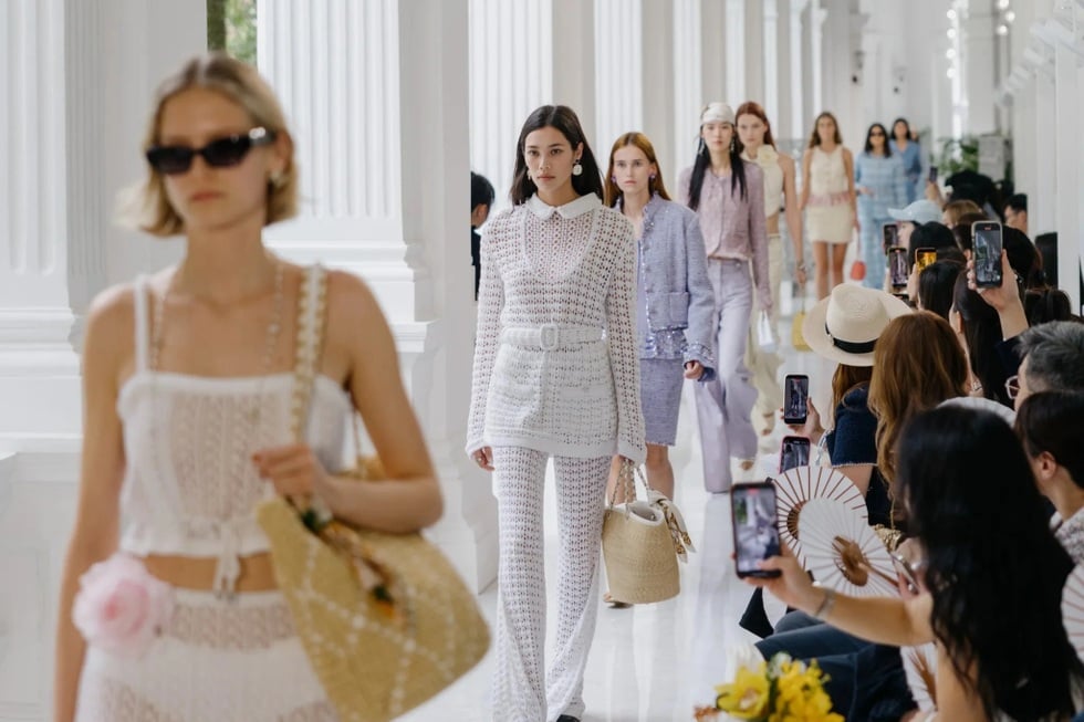 اولین مدل ویتنامی که در نمایش شانل شرکت کرد، فرآیند انتخاب سخت ۵ ثانیه‌ای را روایت می‌کند - ۵