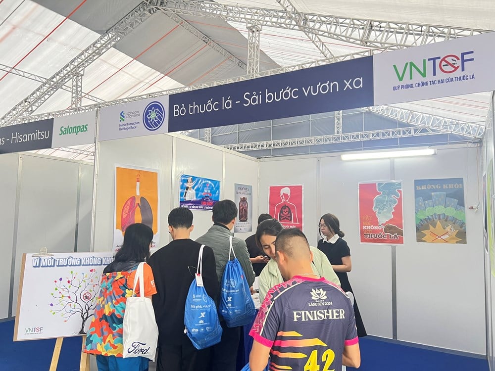 Viele Sportler und Kinder checken im „Rauchfrei-Bereich im Freien“ ein – Foto 4