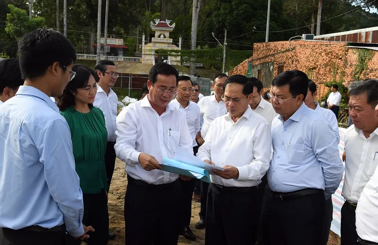 Phó Thủ tướng Bùi Thanh Sơn: An Giang phải tập trung toàn lực để đạt được mục tiêu tăng trưởng - Ảnh 2.