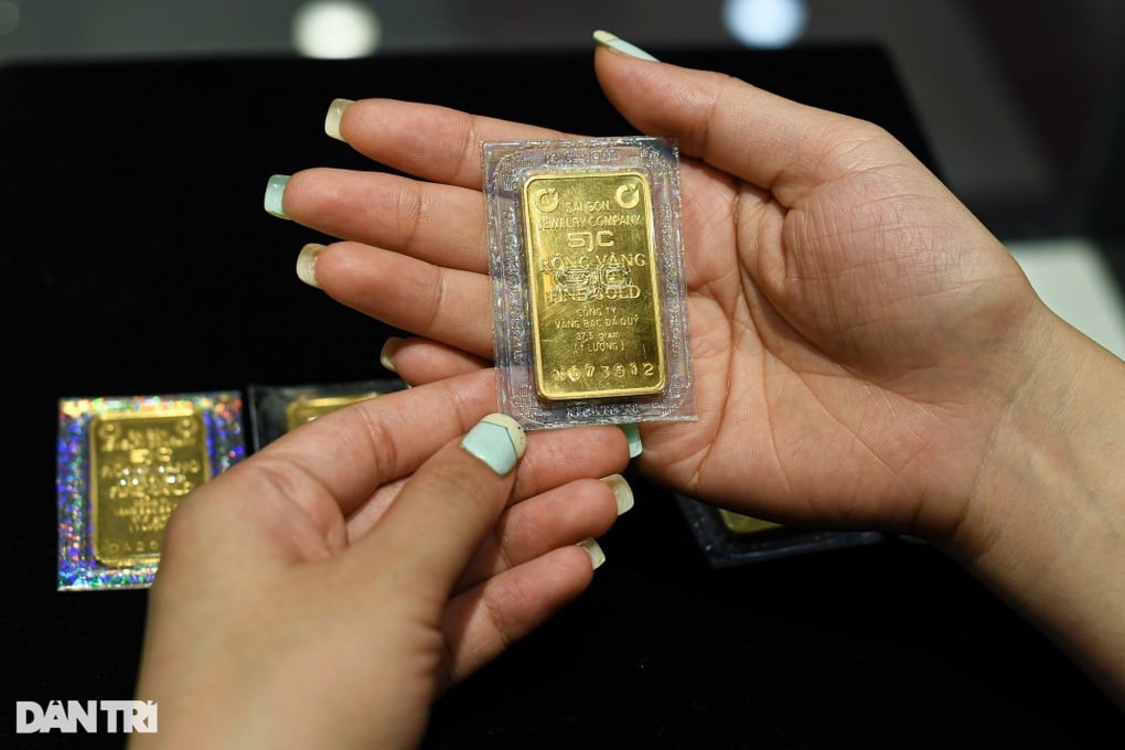 Giá mua vàng miếng SJC tăng 1,2 triệu đồng/lượng - 1
