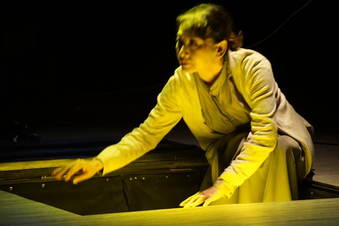 My Uyen និង Chinh Ba ផ្ទុះ​ភាព​សប្បាយ​រីក​រាយ​នៅ​ពេល​អ្នក​ទស្សនា​ដ៏​ច្រើន​អបអរ​ការ​លេង 