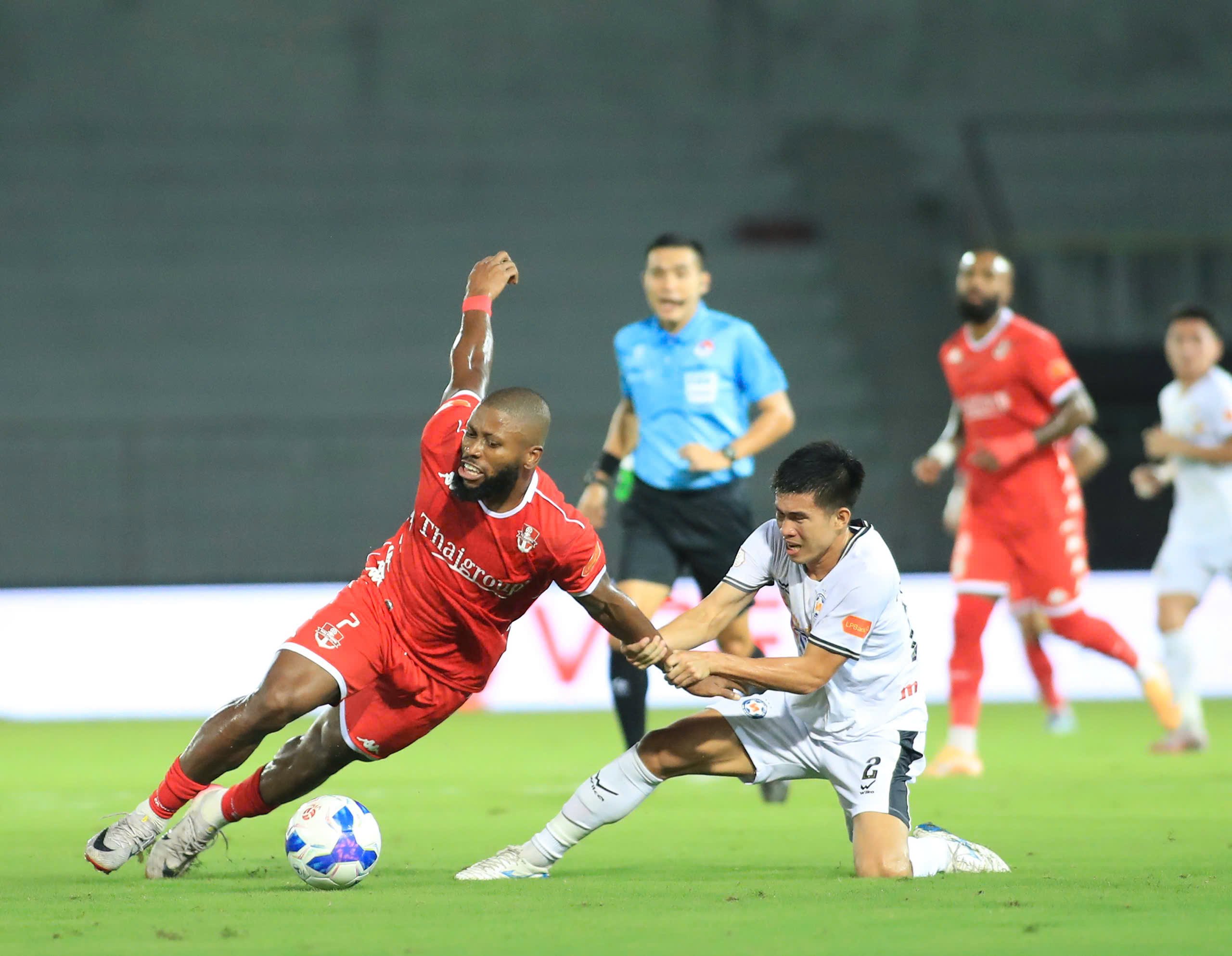 CLB Hải Phòng thắng dễ Đà Nẵng: Bước vào kỳ nghỉ dịp FIFA Days, người vui kẻ buồn - Ảnh 2.