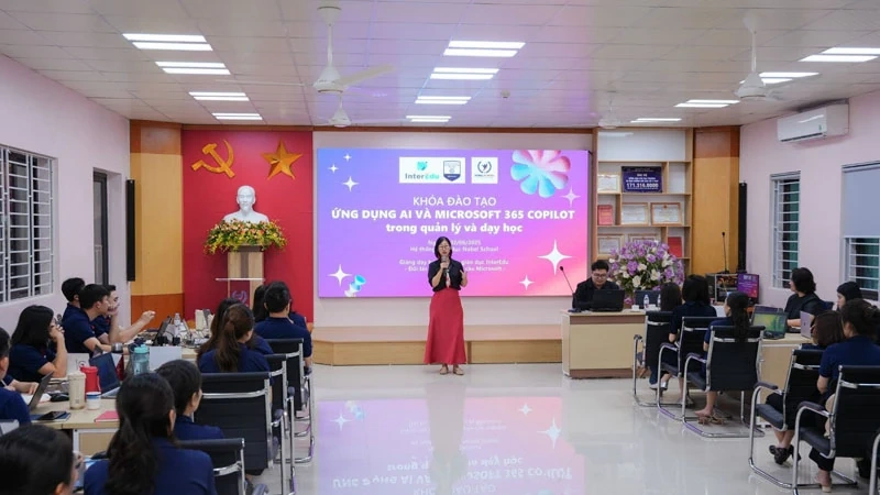 การใช้ AI ในโรงเรียน: เพิ่มประสิทธิภาพ ลดความเสี่ยง