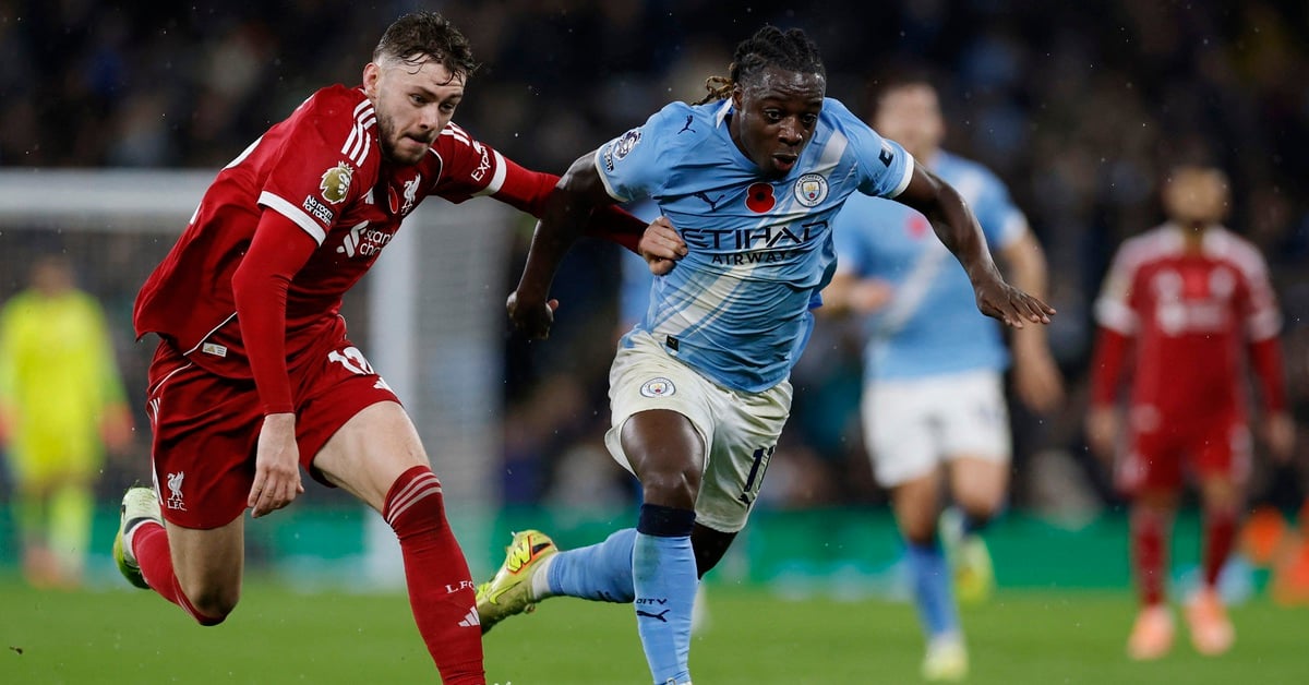 Man United bằng điểm Liverpool