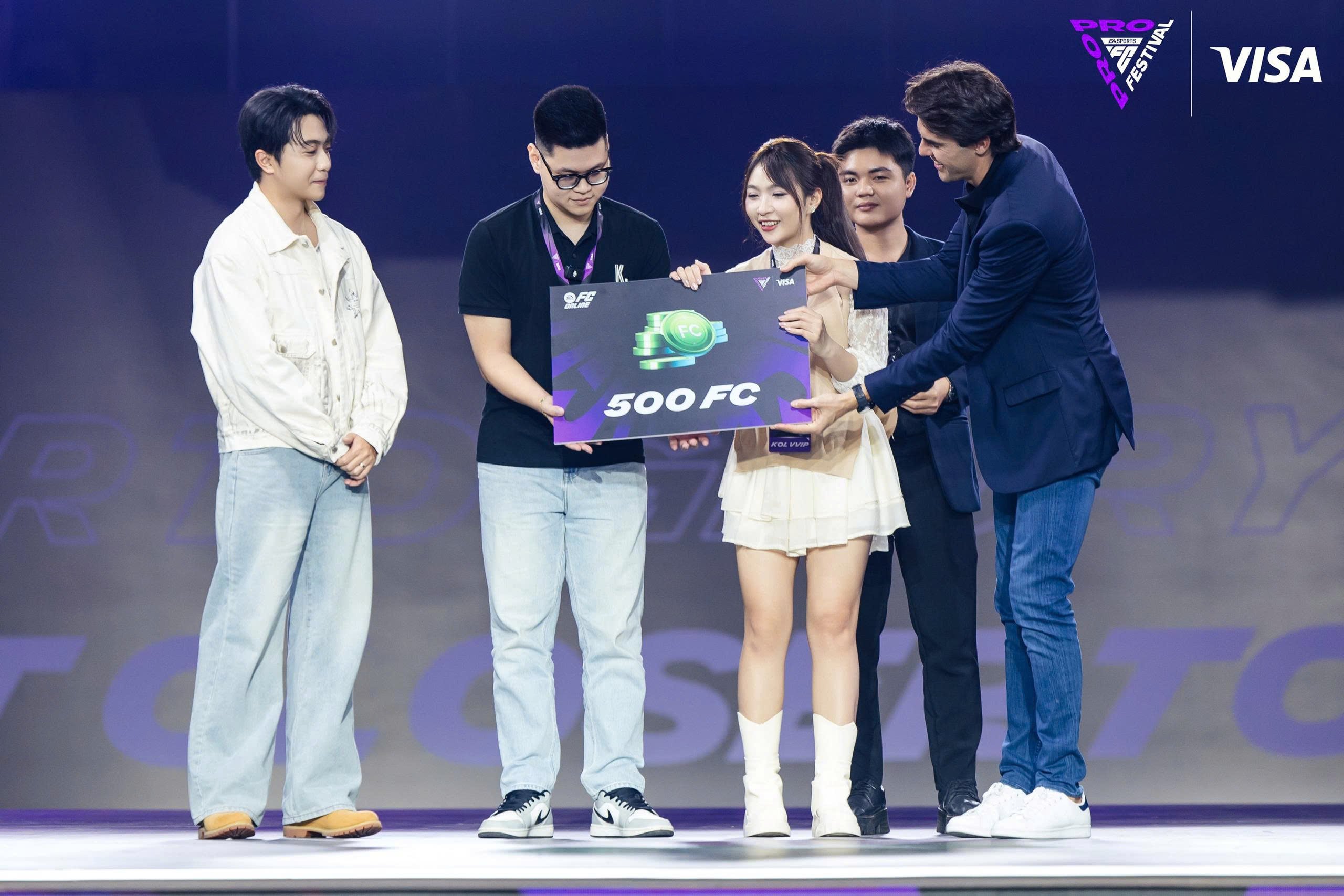 Kaka và Figo vinh danh nhà vô địch FC Pro Festival 2025- Ảnh 2.