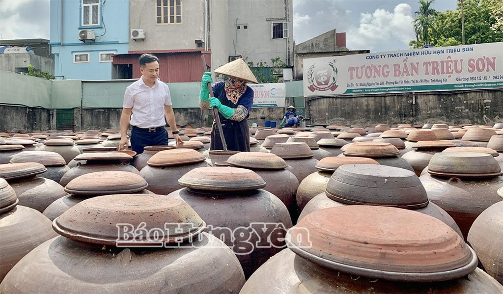 ຜະລິດນ້ຳຖົ່ວເຫຼືອງ ຢູ່ບໍລິສັດ ໄຕເຊີນ ຈຳກັດ (ຫວອດມາຍຮວາ).