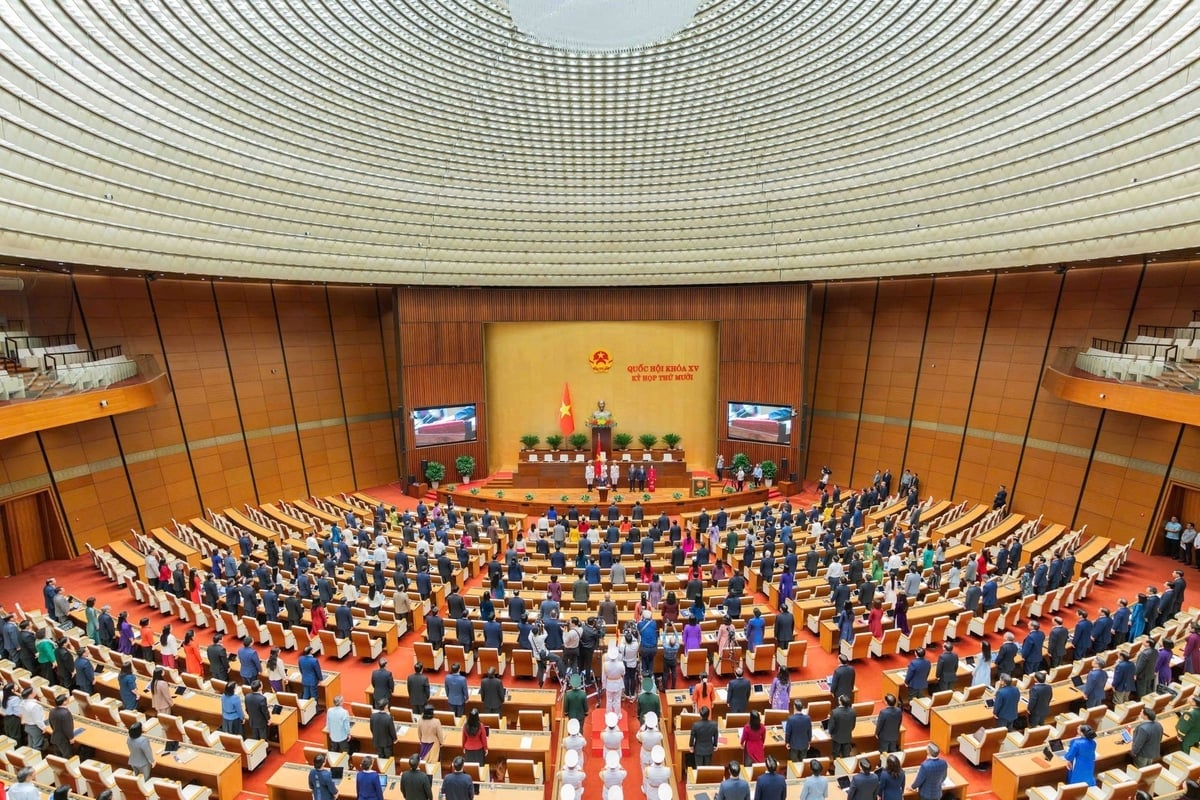 Toàn cảnh Lễ tuyên thệ nhậm chức của Chánh án Toà án nhân dân tối cao Nguyễn Văn Quảng trước Quốc hội. Ảnh: Quochoi.vn