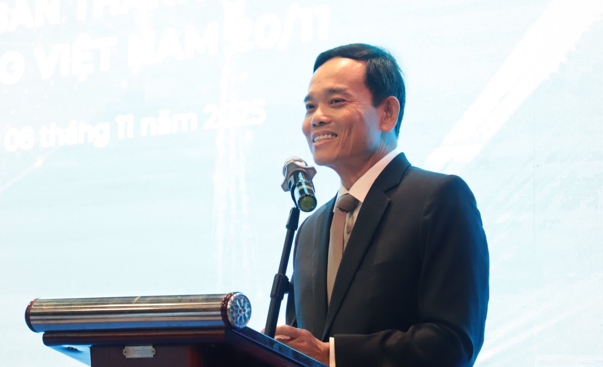 Bí thư Trần Lưu Quang: 'Chúng tôi khuyến khích mọi người dũng cảm hơn'- Ảnh 5.