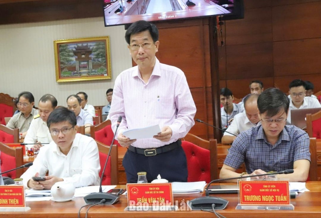 ທ່ານ ເຈີ່ນ​ວັນ​ເຕີນ, ຫົວໜ້າ​ກົມ​ການ​ເງິນ​ໄດ້​ລາຍ​ງານ​ສະພາບ​ການ​ເສດຖະກິດ - ສັງຄົມ 10 ​ເດືອນ​ຕົ້ນ​ປີ 2025.