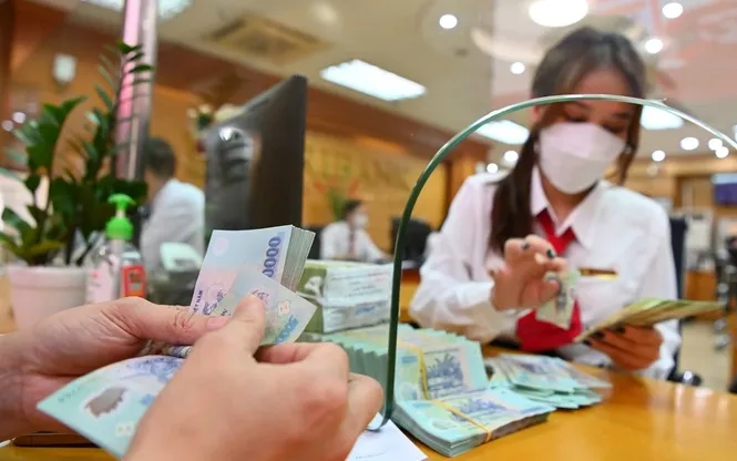 Suku bunga pinjaman terus menurun Mặt bằng lãi suất cho vay tiếp tục xu hướng giảm