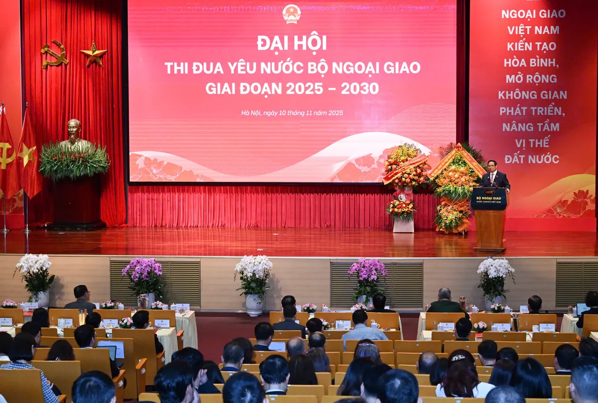 Thủ tướng: Xây dựng nền ngoại giao toàn diện, hiện đại, chuyên nghiệp, mang đậm bản sắc Việt Nam - Ảnh 6.