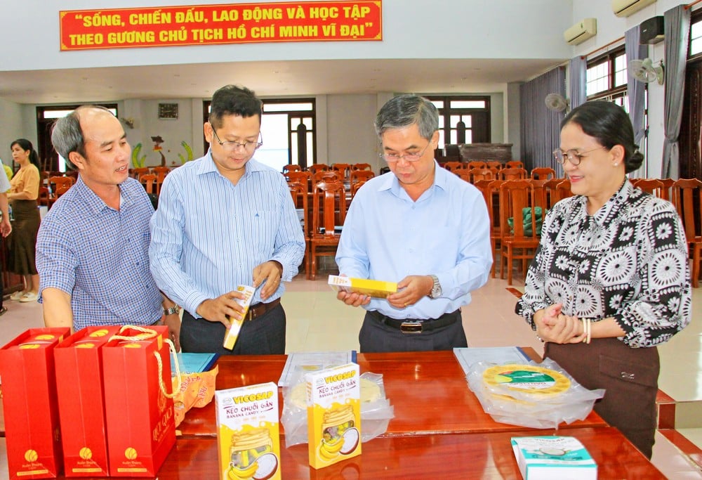 Các sản phẩm đa dạng về chủng loại, gắn với tiềm năng lợi thế địa phương.