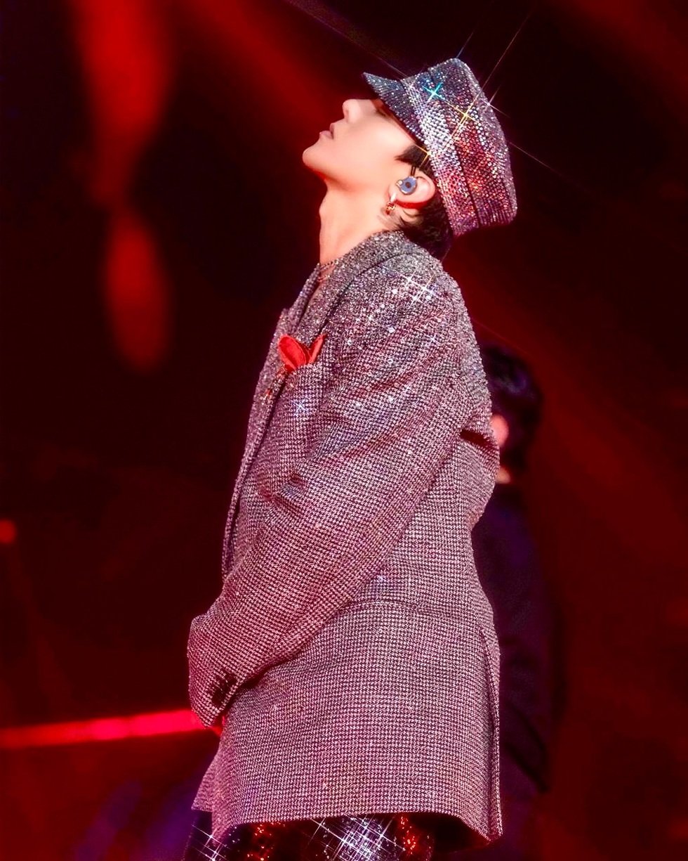 Gần 100.000 fan “cháy” cùng G-Dragon tại Việt Nam: Dấu ấn ông hoàng Kpop - 3