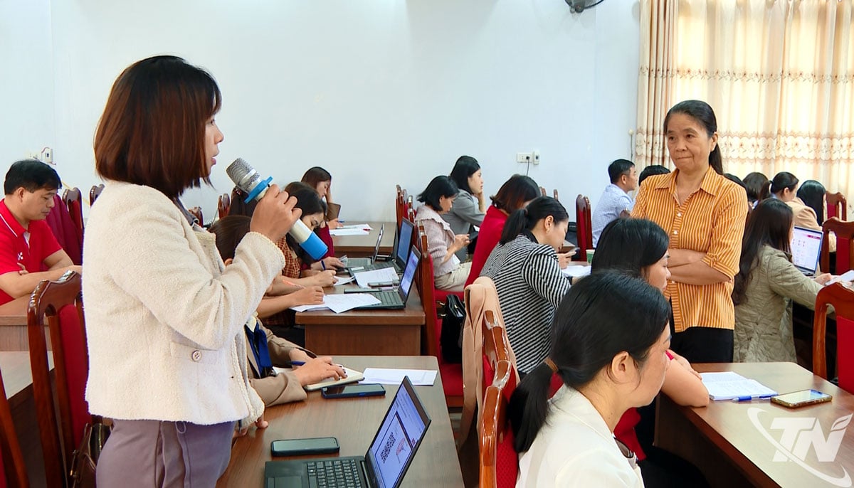 Delegater og forelesere utvekslet på opplæringsklassen