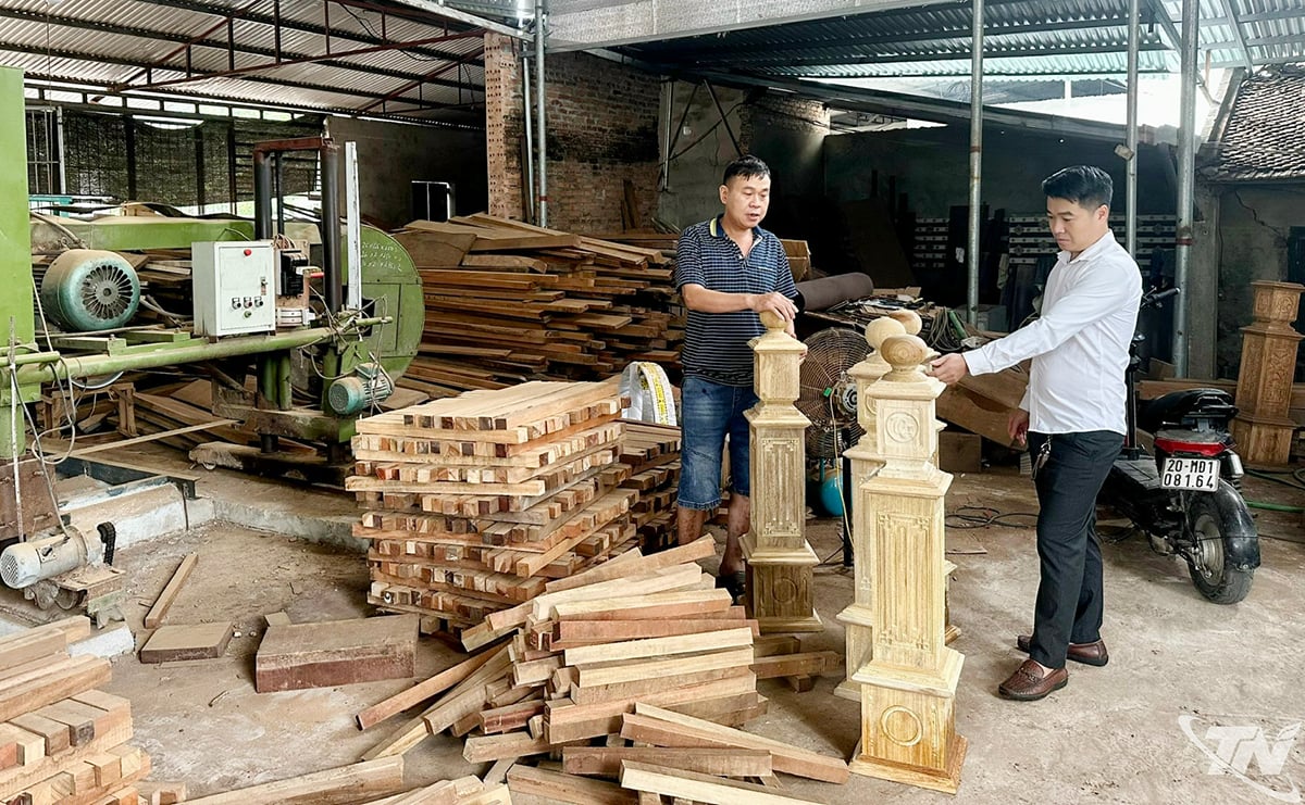 タイカオ住宅グループのグエン・ヴァン・サン氏は、家具や林業製品の生産・事業を拡大するため、イエンミン人民信用基金から資金を借り入れた。