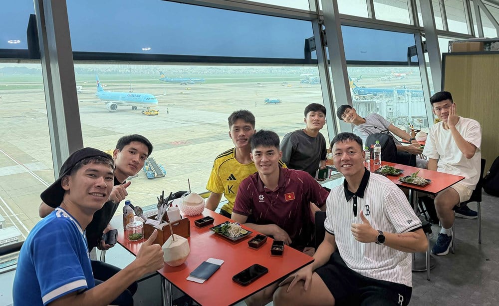 La selección sub-22 de Vietnam parte hacia China para entrenar - foto 3