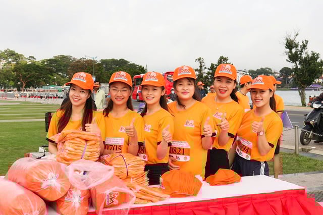 Giải 'Marathon Liên Minh Group mở rộng 2025 - mỗi bước chân, một ước mơ' và tinh thần sẻ chia- Ảnh 1.