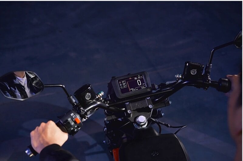 Xe máy điện Dat Bike Weaver++ sạc nhanh 20 phút đi 100 km, sức mạnh 