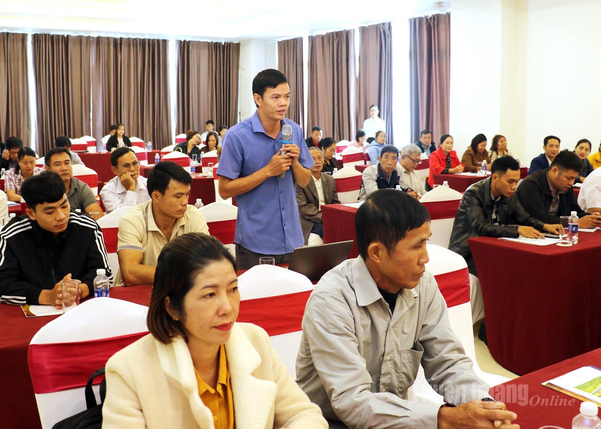 প্রতিনিধিরা স্টার্ট-আপ অভিজ্ঞতা বিনিময় করেন এবং ভাগ করে নেন।