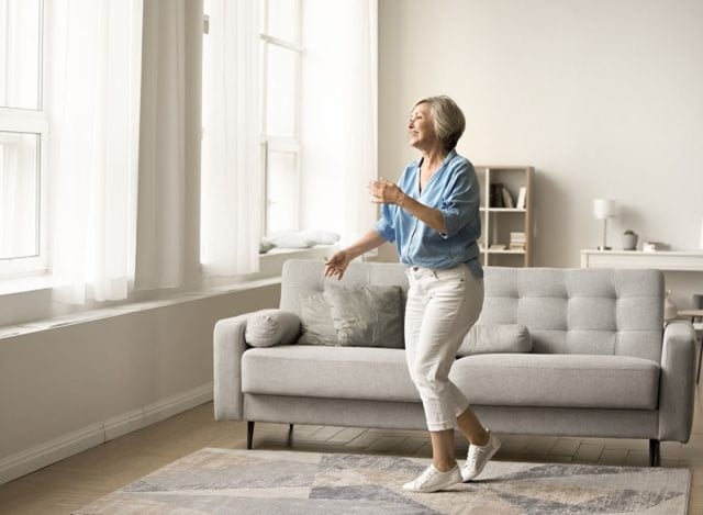 Đi bộ mỗi ngày giúp sống thọ hơn- Ảnh 1.