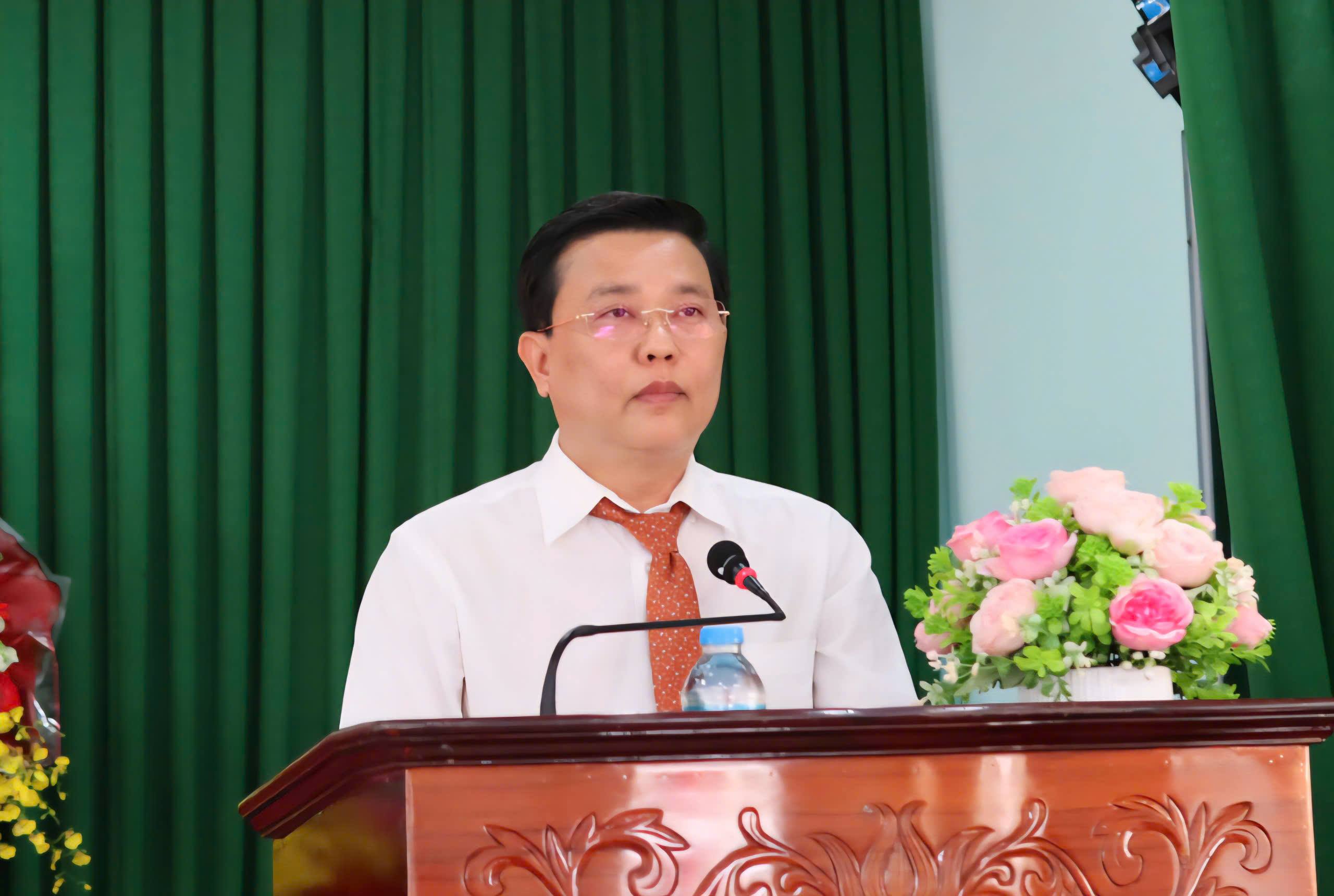 ພາສາອັງກິດ: ຂ່າວ