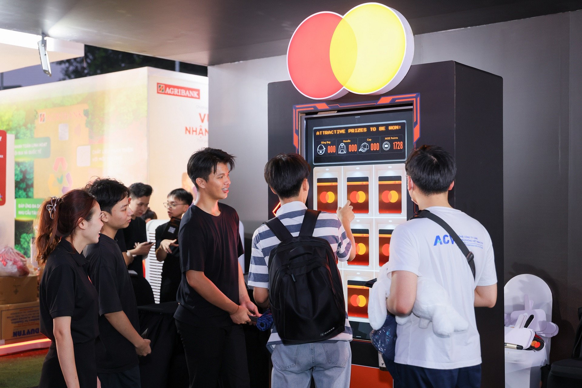 Figur 2 Unga människor är entusiastiska över digitala upplevelser.jpg