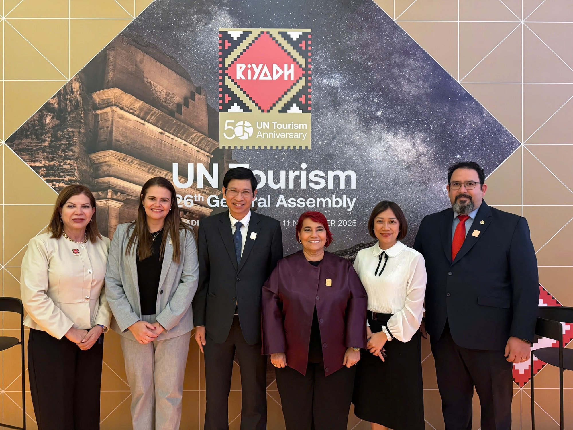 Việt Nam - Venezuela tăng cường hợp tác phát triển du lịch song phương - Ảnh 1.