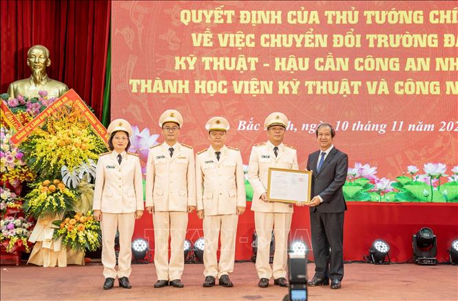 כיתוב לתמונה