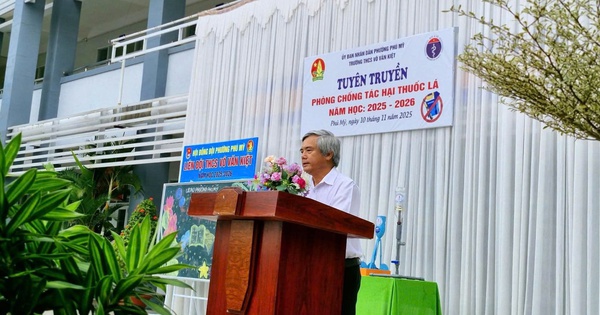 Lồng ghép tuyên truyền phòng, chống tác hại thuốc lá trong giờ chào cờ