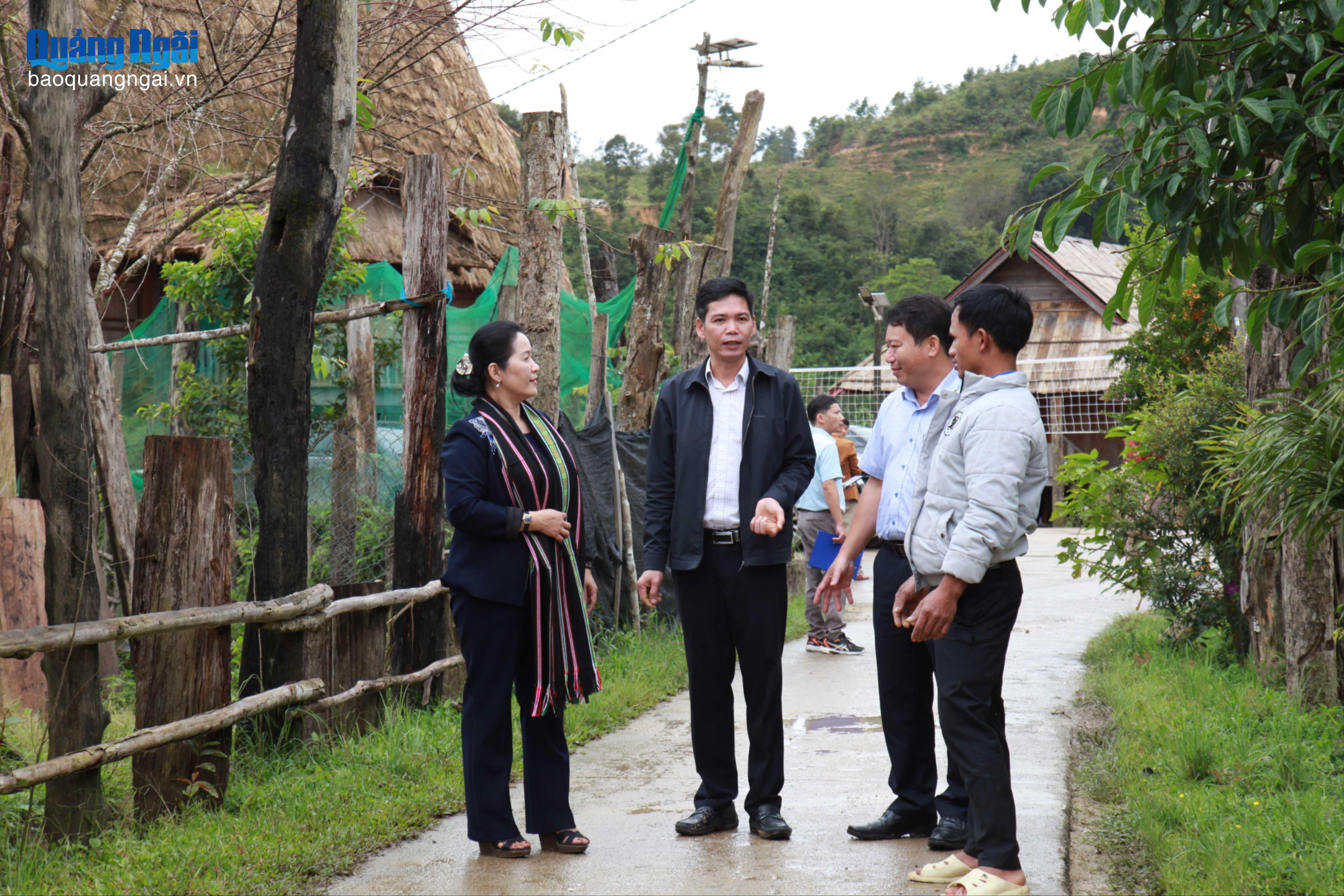 Quang Ngai tidning, radio och tv