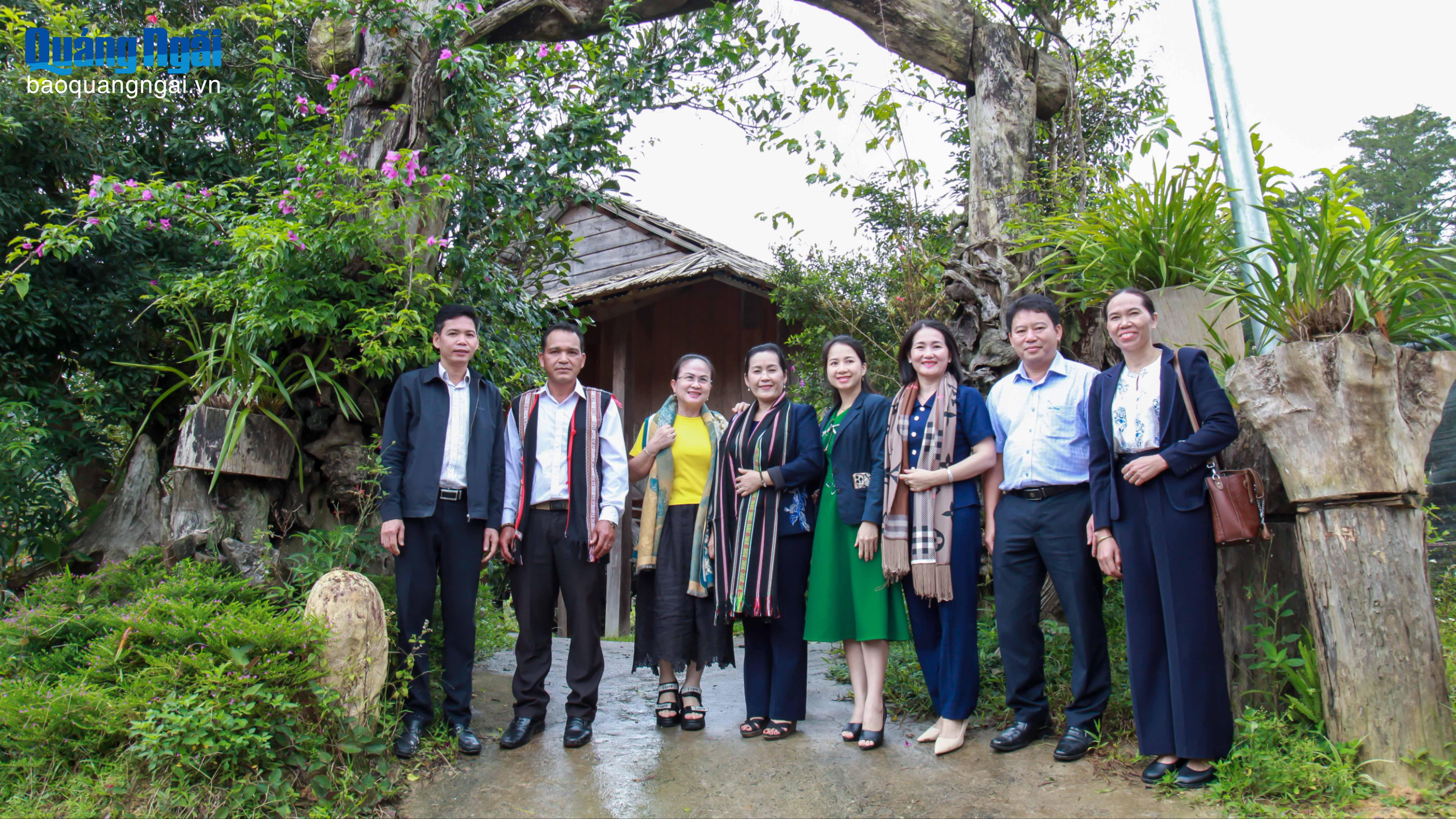 Quang Ngai tidning, radio och tv