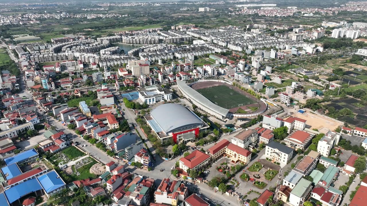 Diện mạo đổi thay của Hoài Đức sau những năm phấn đấu xây dựng nông thôn mới. Ảnh: Xuân Lý