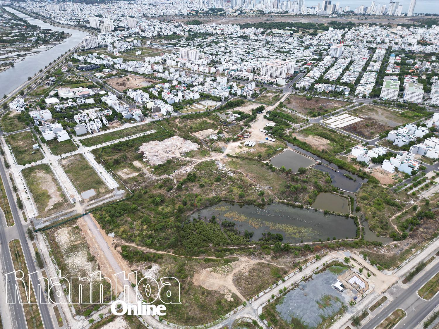 Mark med problem med markröjning vid projektet An Binh Tan Urban Area.