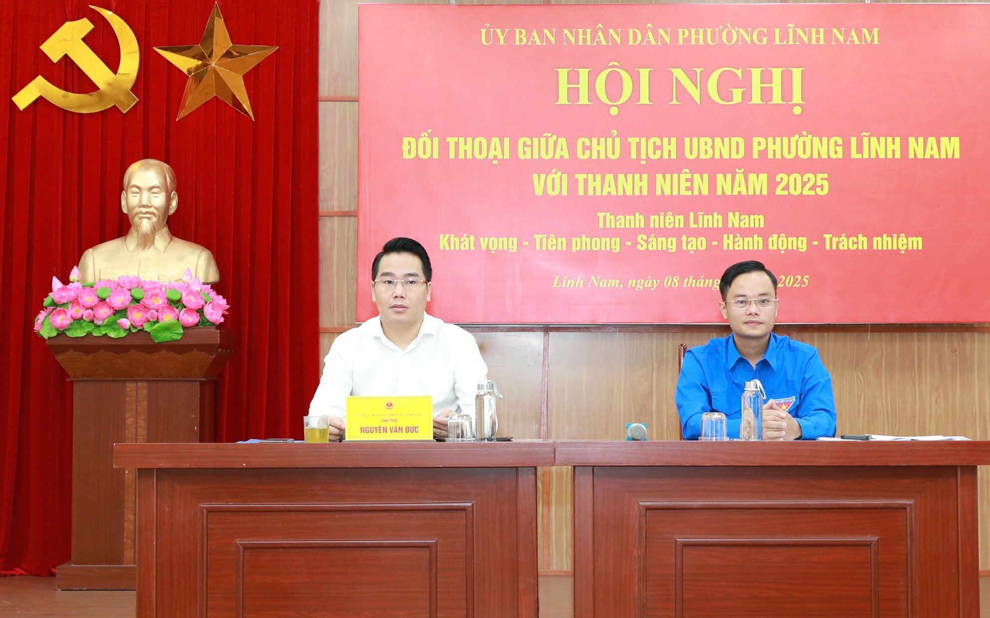 Lãnh đạo phường Lĩnh Nam chủ trì buổi đối thoại với thanh niên