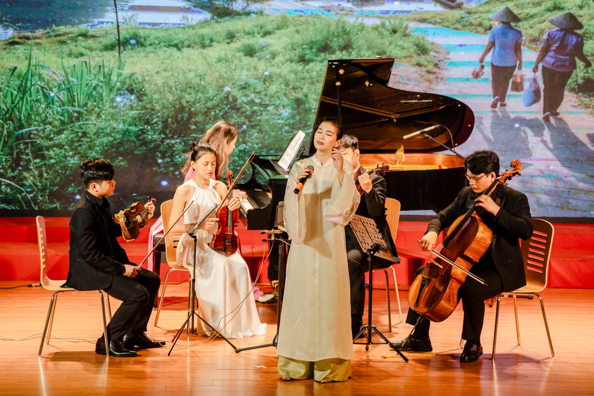 Diễn đàn Việt Nam: Thời khắc Việt 2025 