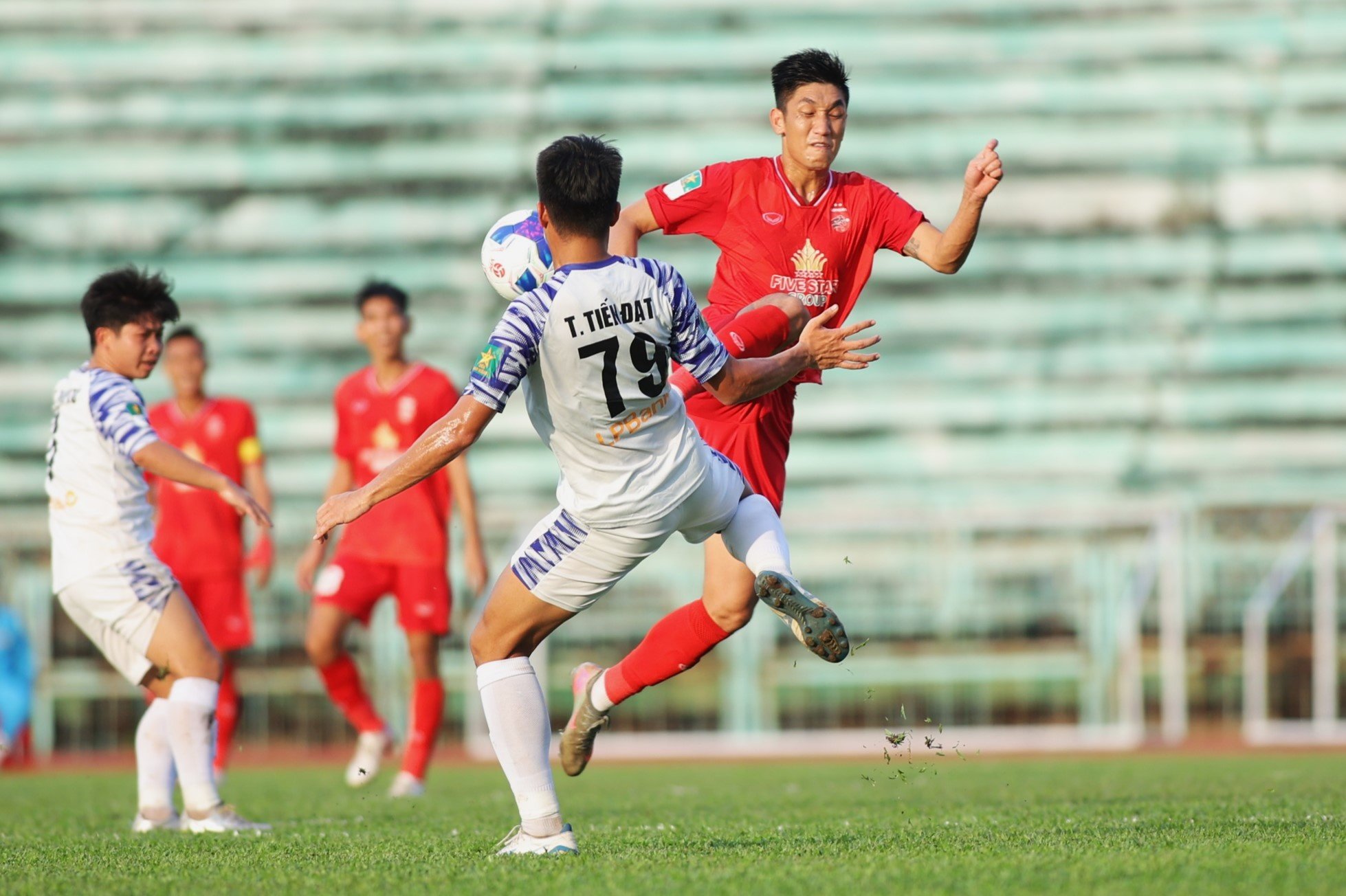 Apresentação de Trong Dai foto 4 Phong do cua Trong Dai anh 4