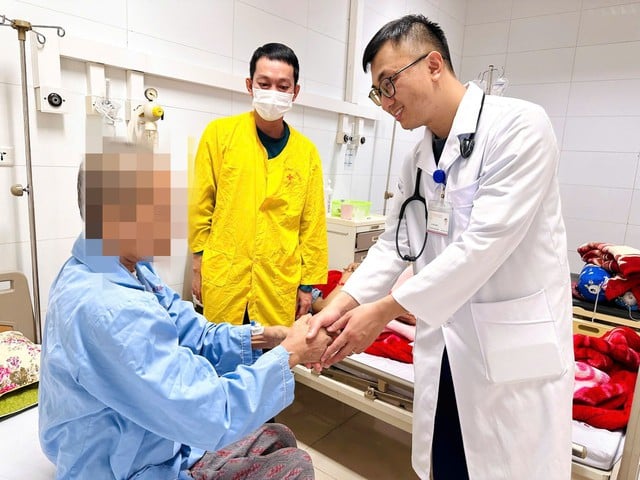 Cứu cụ bà bị uốn ván toàn thể cực hiếm sau phẫu thuật - Ảnh 2.