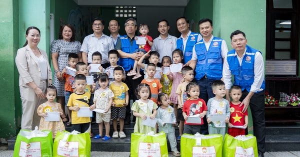 Thành phố Hồ Chí Minh hỗ trợ Huế 20 tỷ đồng khắc phục hậu quả mưa lũ