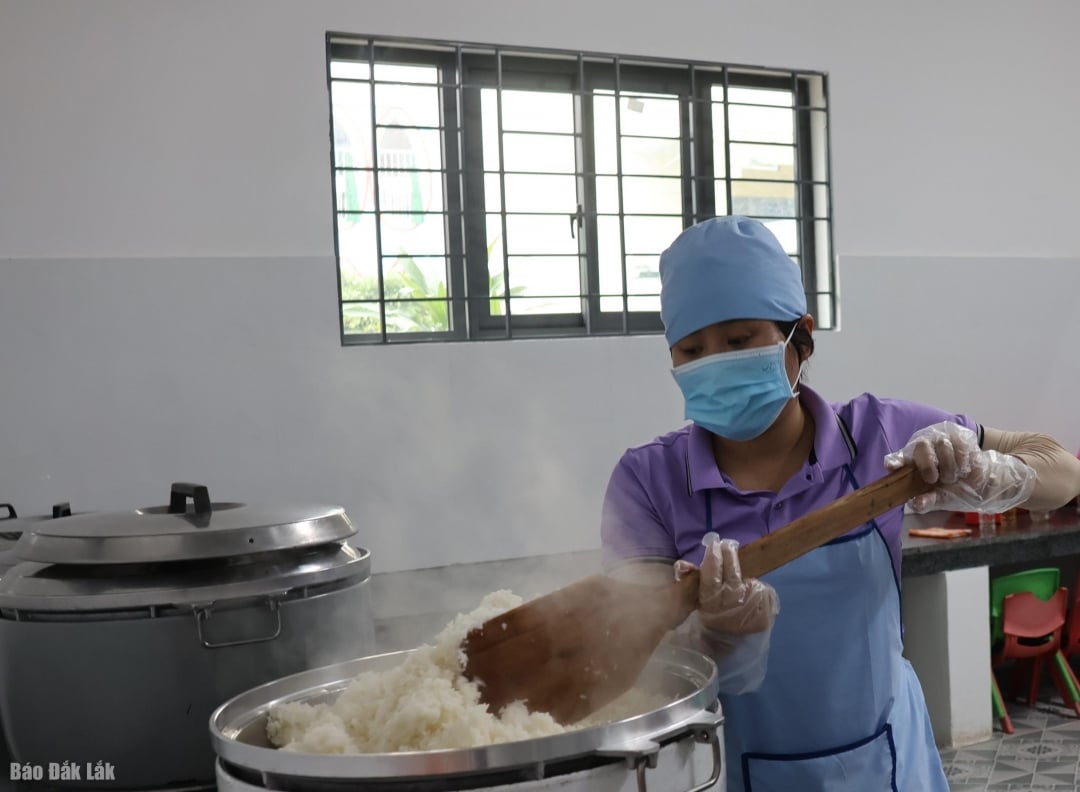 एमड्रैक किंडरगार्टन (एमड्रैक कम्यून)