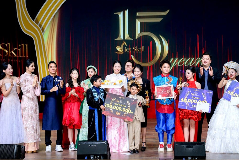 ស្មារតីជាតិភ្លឺស្វាងក្នុងរាត្រីចុងក្រោយនៃ MC Junior ថ្នាក់ជាតិឆ្នាំ 2025 - រូបថត 3