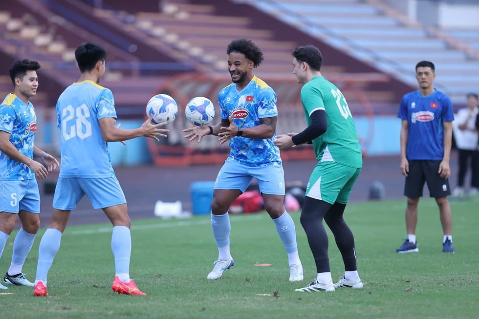 Bảng xếp hạng mới nhất đội tuyển Việt Nam vòng loại Asian Cup, đấu Lào ngày 18 hay 19.11?- Ảnh 1.