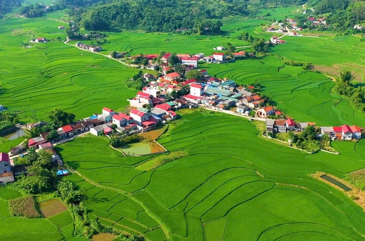 Đến tháng 6/2025, Lạng Sơn có 106/175 xã đạt chuẩn NTM, 28 xã đạt NTM nâng cao, 10 xã đạt NTM kiểu mẫu. Ảnh: Hoàng Nghĩa.