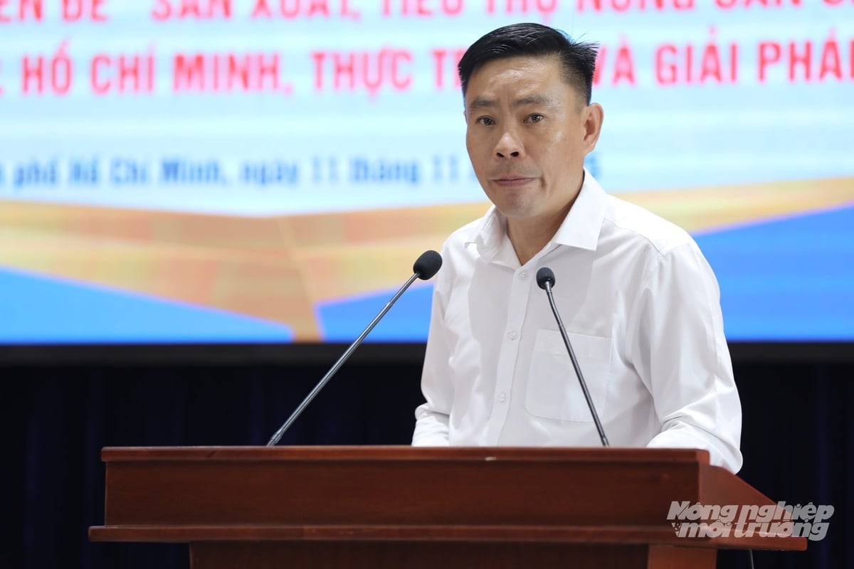 Ông Trương Thành Quang, Phó Chủ tịch Hội Nông dân TP.HCM cho biết, các cấp Hội đã thường xuyên phối hợp với các sở, ngành, phòng ban chuyên môn trong công tác tuyên truyền vận động, giám sát, kiểm tra về an toàn thực phẩm. Ảnh: Nguyễn Thủy.