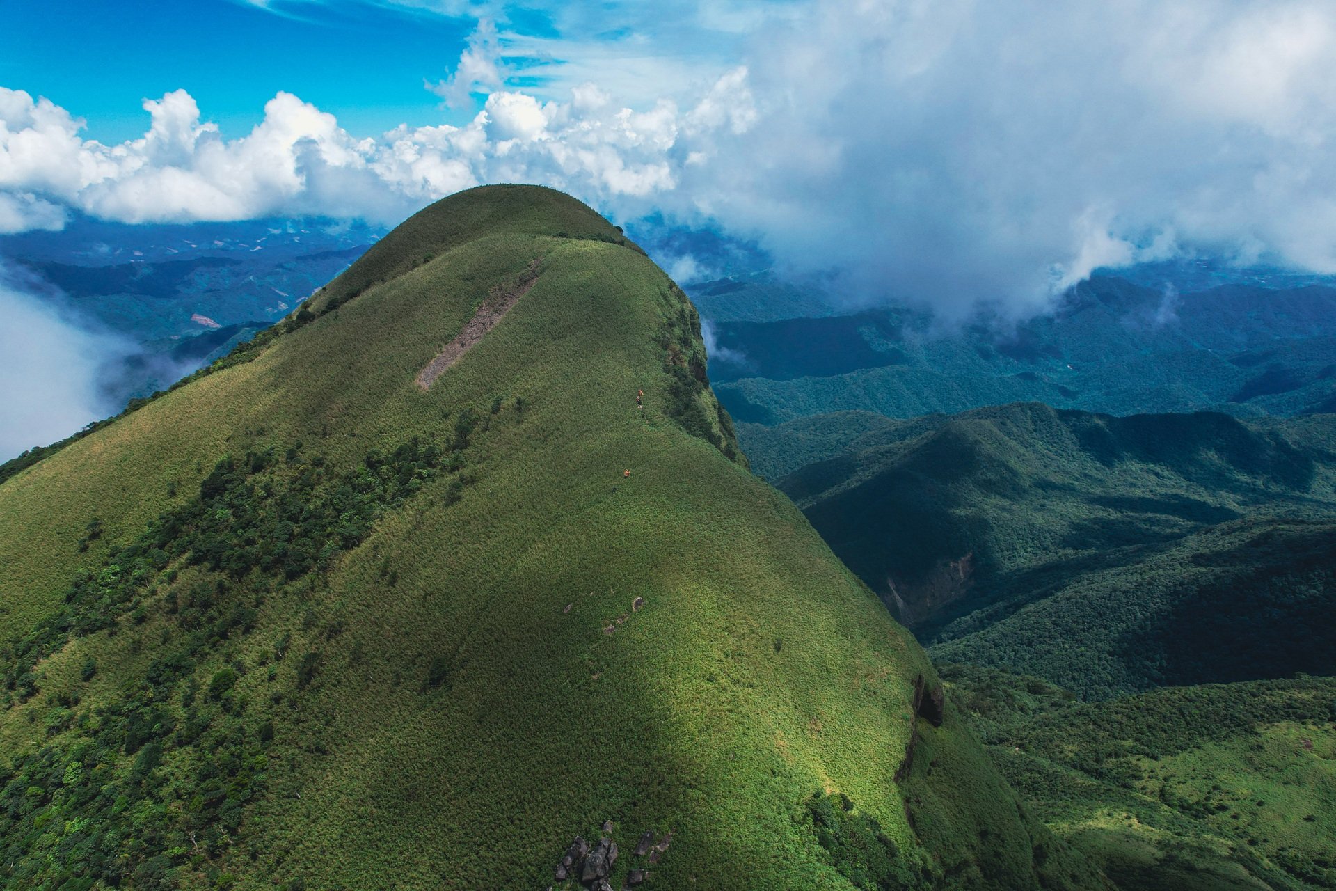 ការបរបាញ់ពពកនៅលើ 