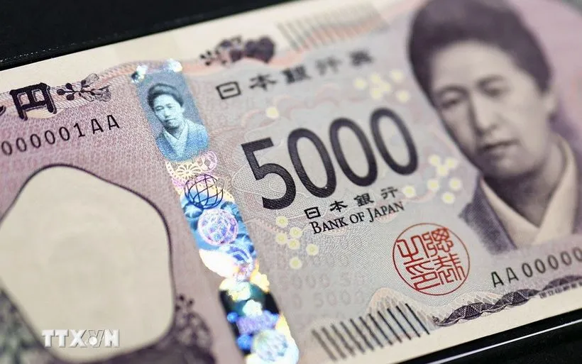 Đồng tiền mệnh giá 5.000 yen của Nhật Bản. (Ảnh: Kyodo/TTXVN)