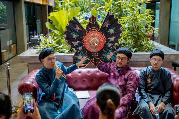 'Những thiên hình vạn trạng' của lọng bướm dưới bàn tay nghệ sĩ trẻ - Ảnh 2.