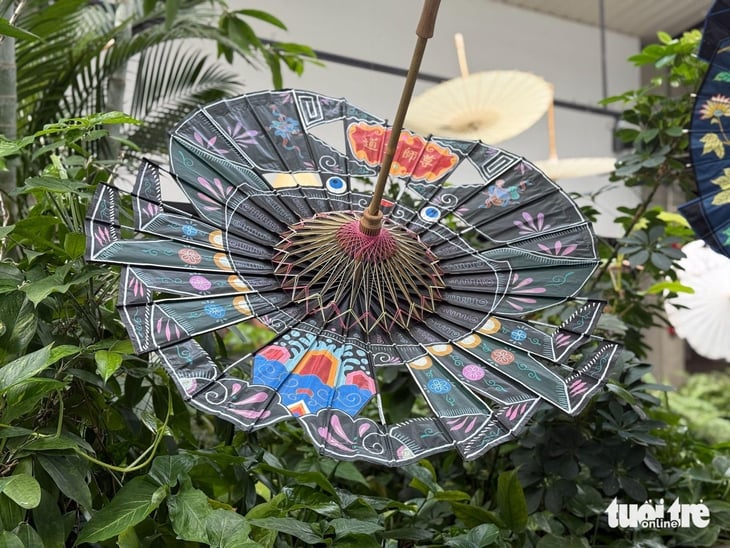 'Những thiên hình vạn trạng' của lọng bướm dưới bàn tay nghệ sĩ trẻ - Ảnh 4.