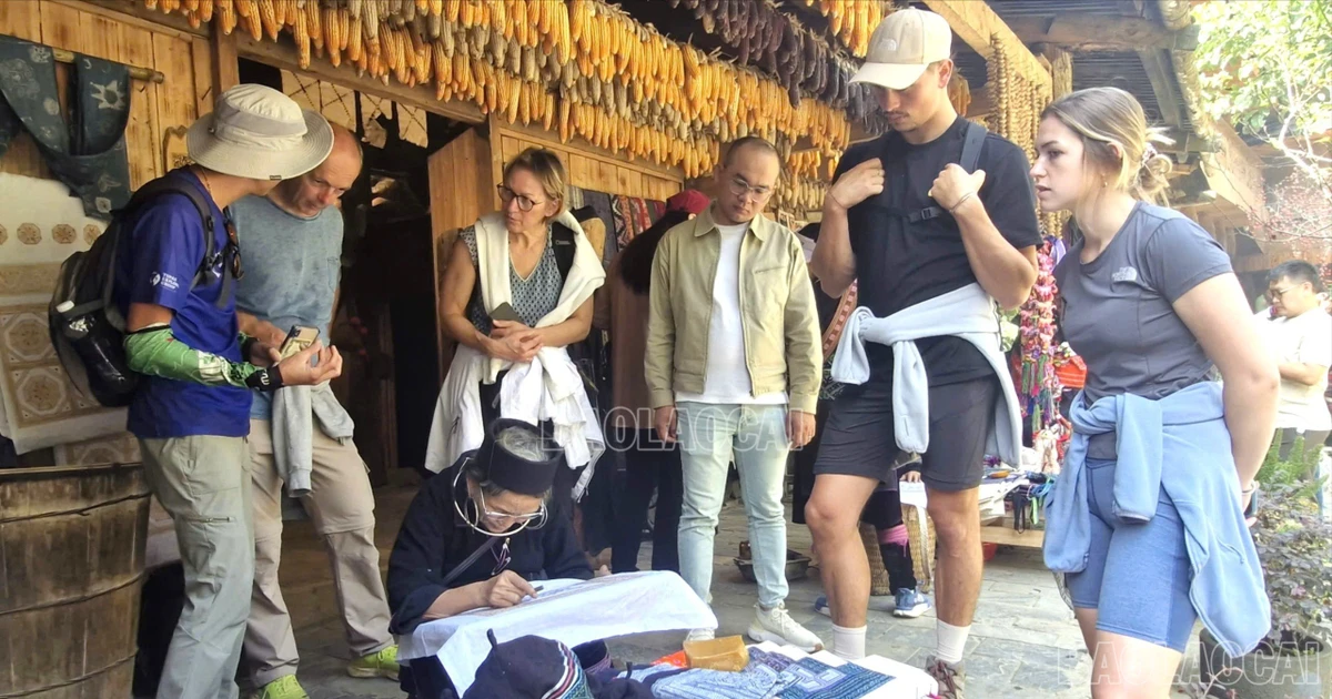 Xây dựng cộng đồng làm du lịch thân thiện, mến khách khách tại Sa Pa