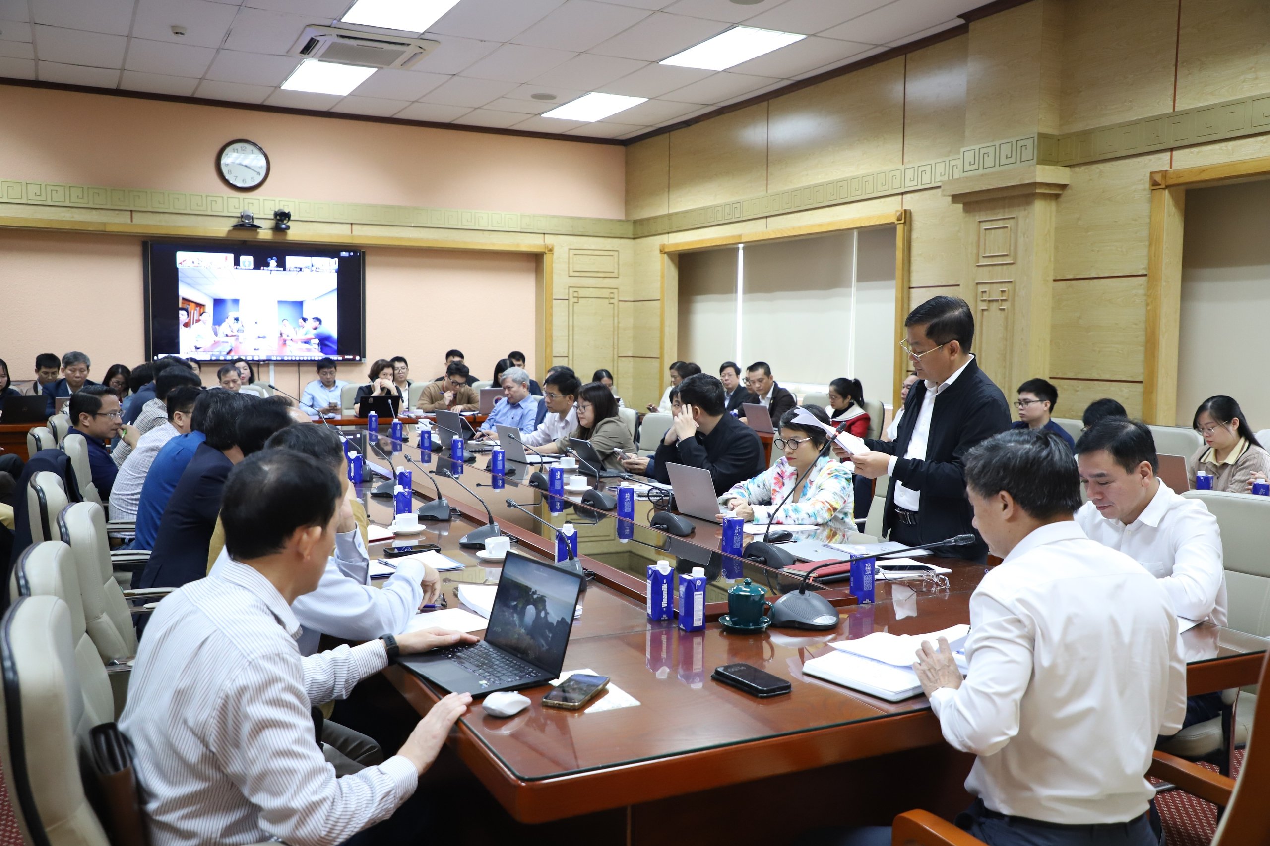 Đẩy nhanh tiến độ xây dựng định mức kinh tế - kỹ thuật dịch vụ khám, chữa bệnh- Ảnh 2.